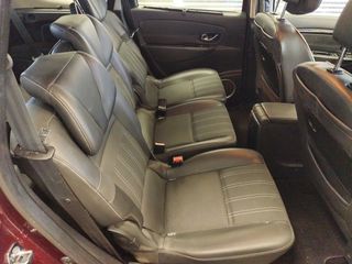 Renault Grand Scenic 2012