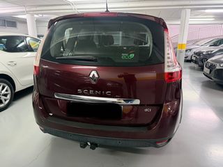Renault Grand Scenic 2012