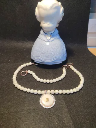 Conjunto collar y pulsera.