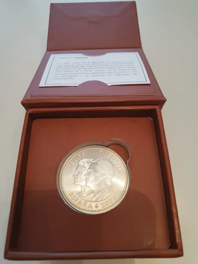 Moneda Plata 30€ Peregrino Camino Santiago