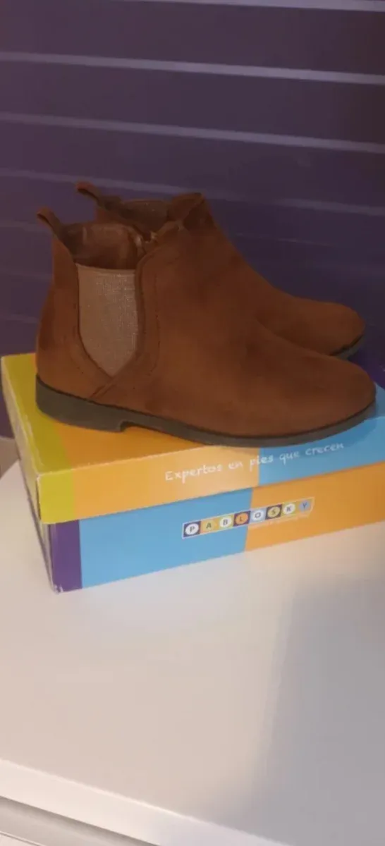 Botas con etiqueta Nuevos