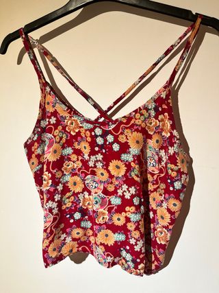 Blusa corta floreada tirantes cruzados