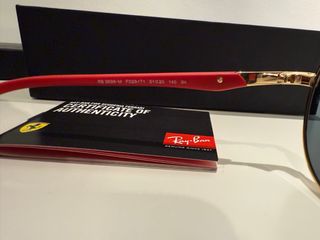 Gafas Ray-Ban Scuderia Ferrari Oro/Rojo,