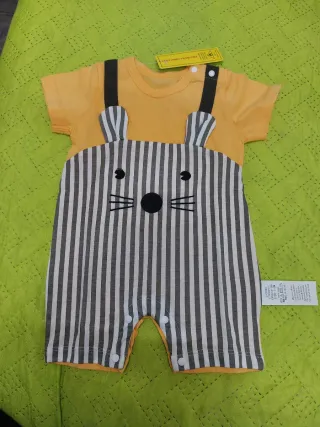 Tutina neonato 1-3 mesi nuova