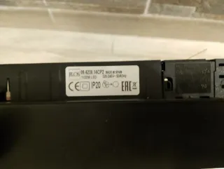 7 Focos LED 3K + Carriles