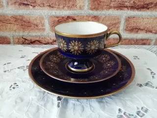 1 tazza da the, sottotaza, piatto da dessert