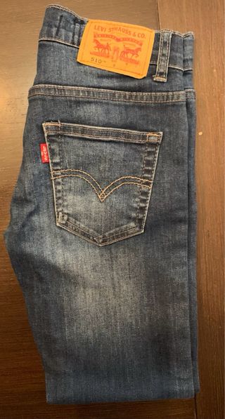 5 pantalones vaqueros Levi's niño + camisa vaquera