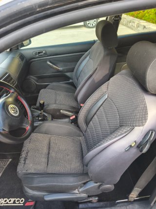 Volkswagen Golf 2003