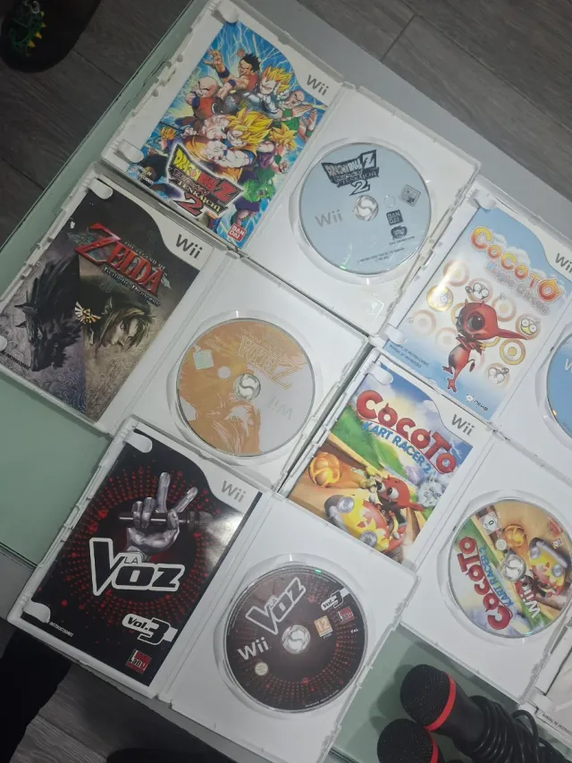 Pack 7 Juegos Wii + 2 Micrófonos