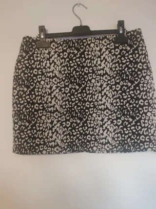 Falda corta animal print