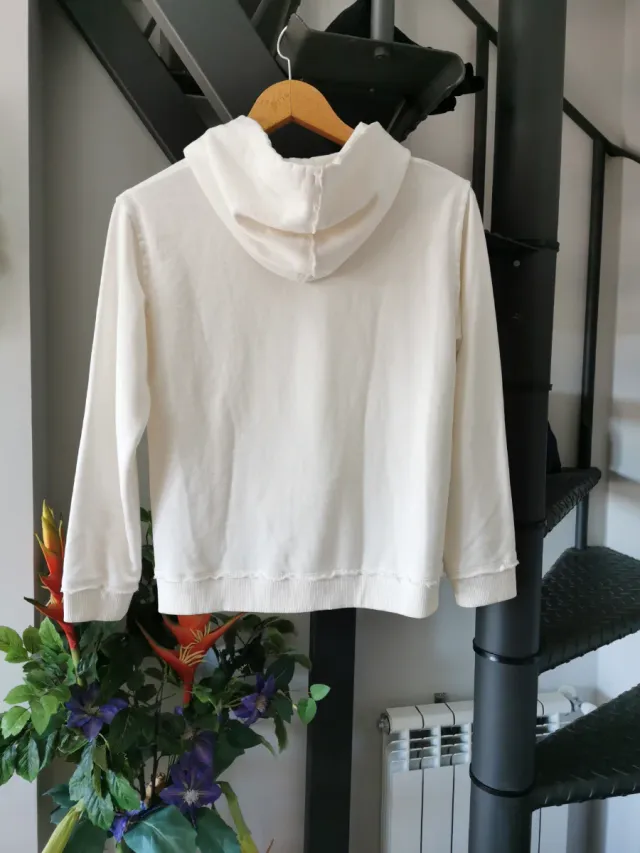 Sudadera SCALPERS Blanca Calavera en verde