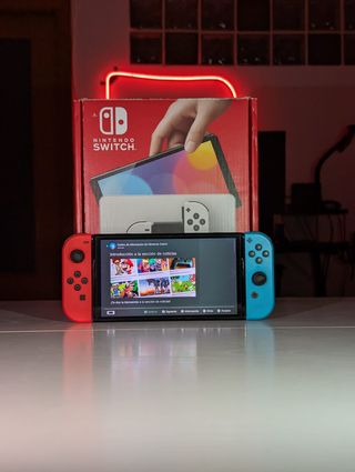 Nintendo Switch OLED - Como Nueva