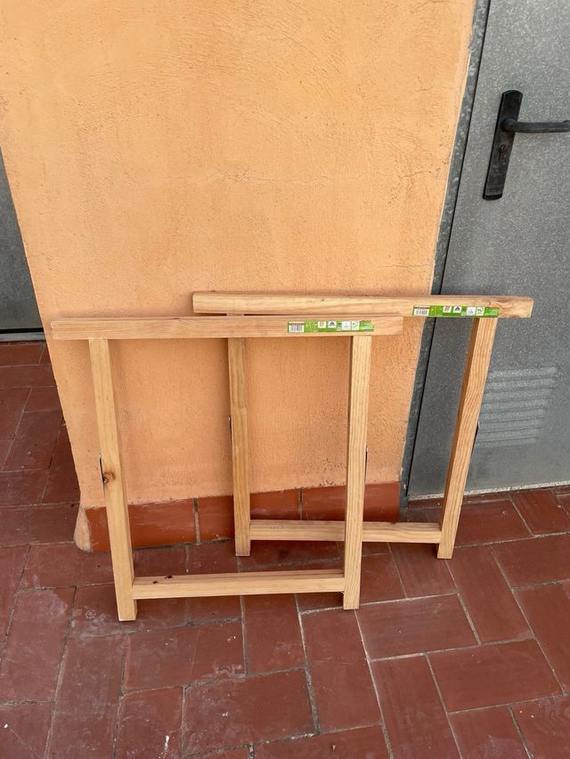 2 caballetes de madera Astigarraga