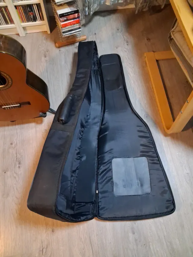 Chitarra Classica Admira Virtuoso