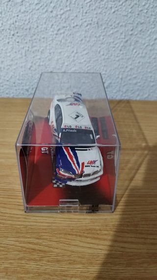 Coche BMW 320i Scalextric 1/32 Slot