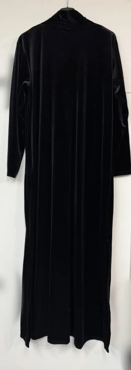 Vestido largo de terciopelo negro