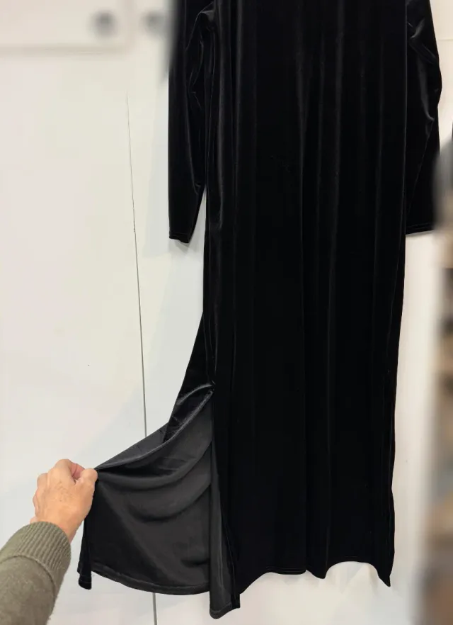 Vestido largo de terciopelo negro
