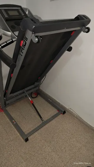 Cinta de andar profesional, sin apenas uso