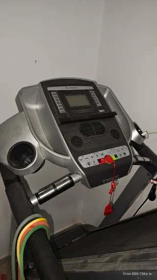 Cinta de andar profesional, sin apenas uso