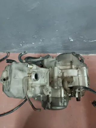 Motor HONDA CBR 125R (2005)