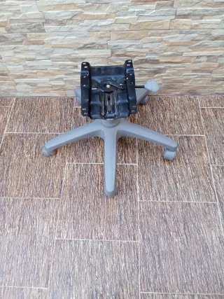 Base giratoria para silla de oficina