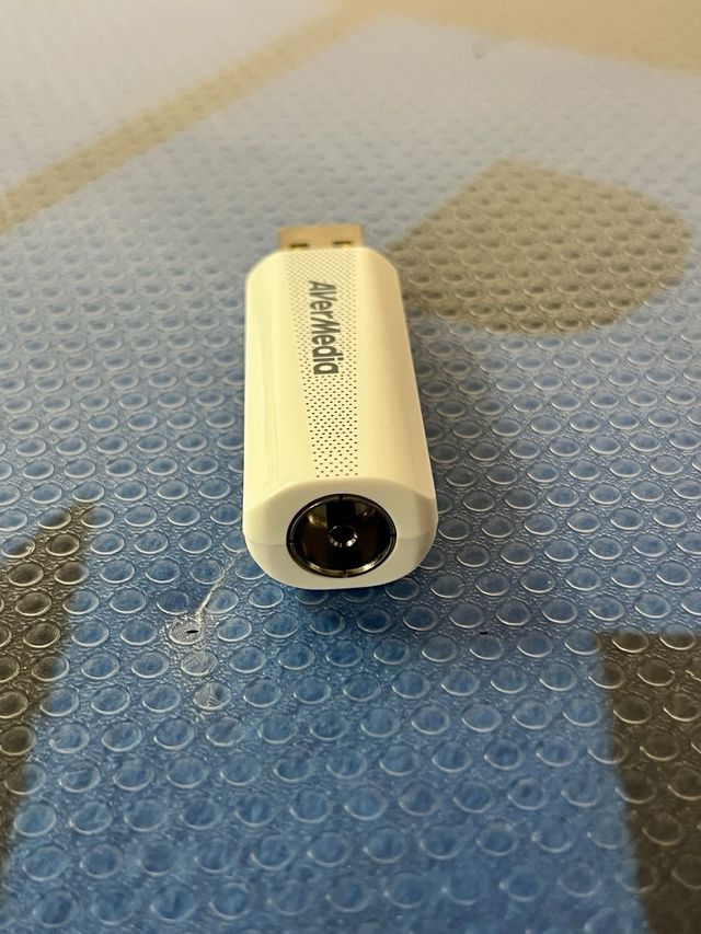 AVerMedia TD310 USB TV Dongle