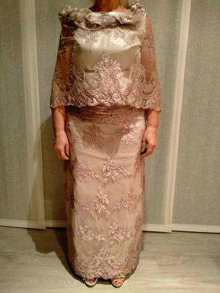 Vestido de fiesta Fely Campo color nude