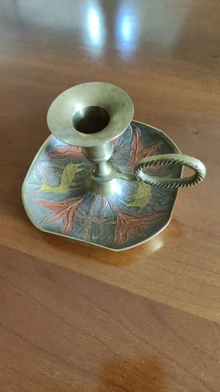 Portacandele in metallo dorato e rosso