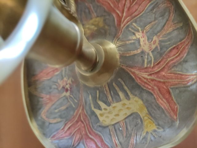 Portacandele in metallo dorato e rosso