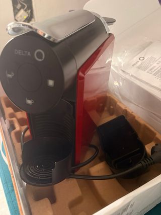 Cafetera Delta Q Mini Qool Roja