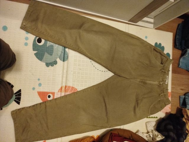 Pantalón Pull&Bear Beige/Verde Oliva