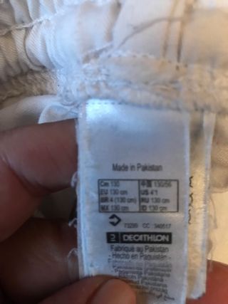 Traje de Karate Outshock Blanco Talla Única.