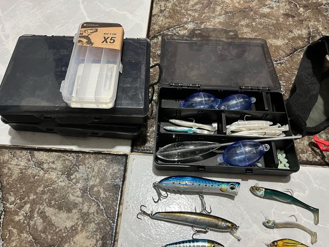 Carrete y señuelos pesca spinning carrete 2 salida