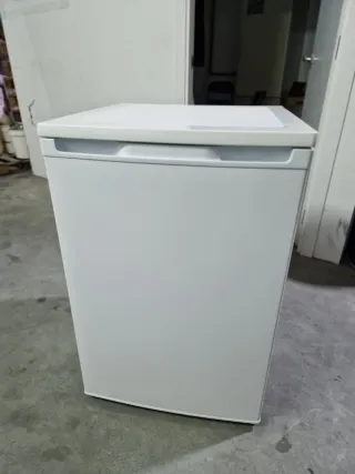 Nevera baja IKEA HS-147 RN sin usar