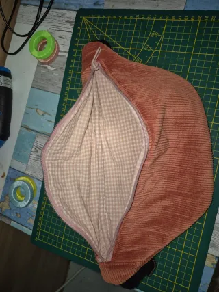 Riñonera de pana rosa y verde