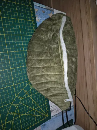 Riñonera de pana rosa y verde