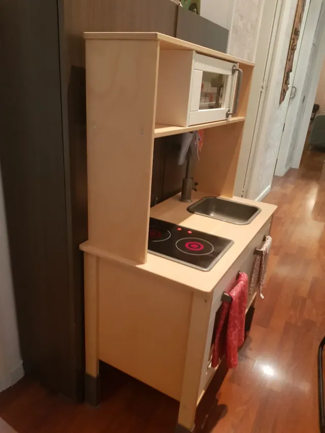 Cocina Infantil Madera con Microondas y Fregadero