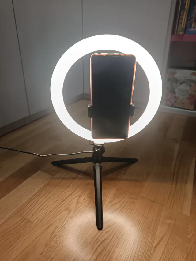 Anillo de Luz LED Jocca con Trípode