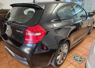 BMW Serie 1 año 2010 modelo 116d pack M sport