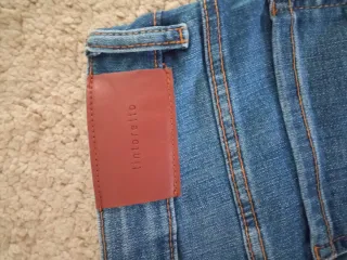 Pantalón vaquero Tintoretto azul con trenza