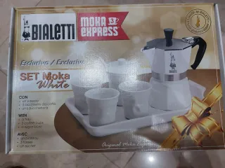 Set Moka Bialetti Bianco con 3 Tazzine
