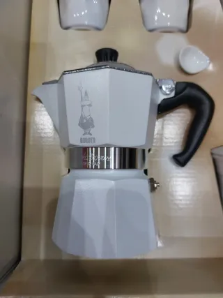 Set Moka Bialetti Bianco con 3 Tazzine