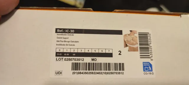 Inmovilizador de clavícula ajustable