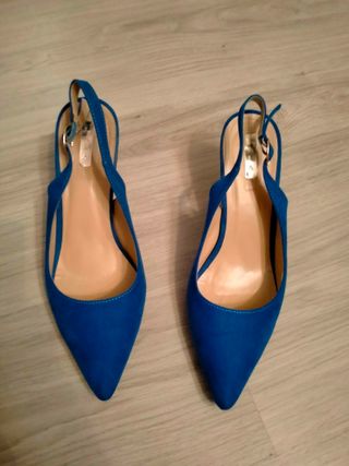 Zapatos de tacón azul