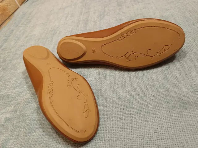 Manoletinas Kiabi Marrones Talla 36