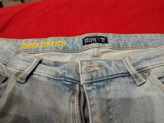 Pantalón vaquero corto azul