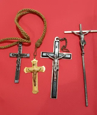 4 Cruces Antiguas Religiosas