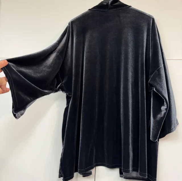 Chaqueta de terciopelo gris