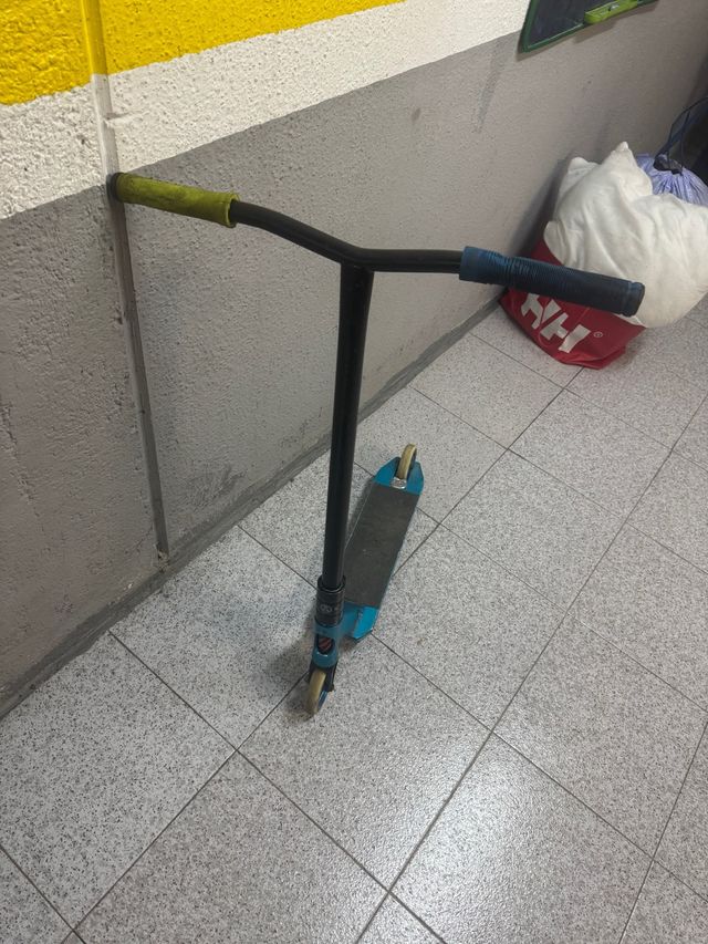 Scooter full Apex menos Orquilla Bestial Wolf