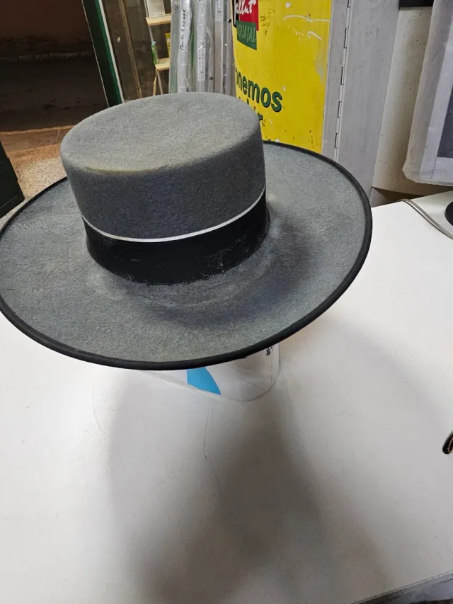 Sombrero Cordobés Ala Ancha Gris